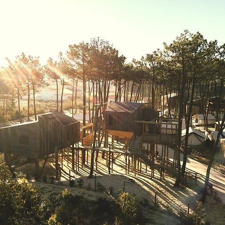 Bukubaki Eco Surf Resort Ferrel  Exterior foto