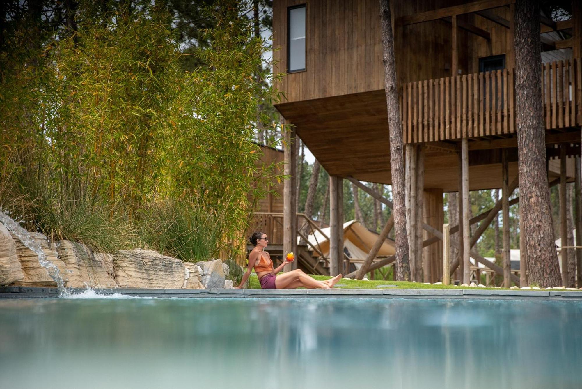 Bukubaki Eco Surf Resort Ferrel  Exterior foto