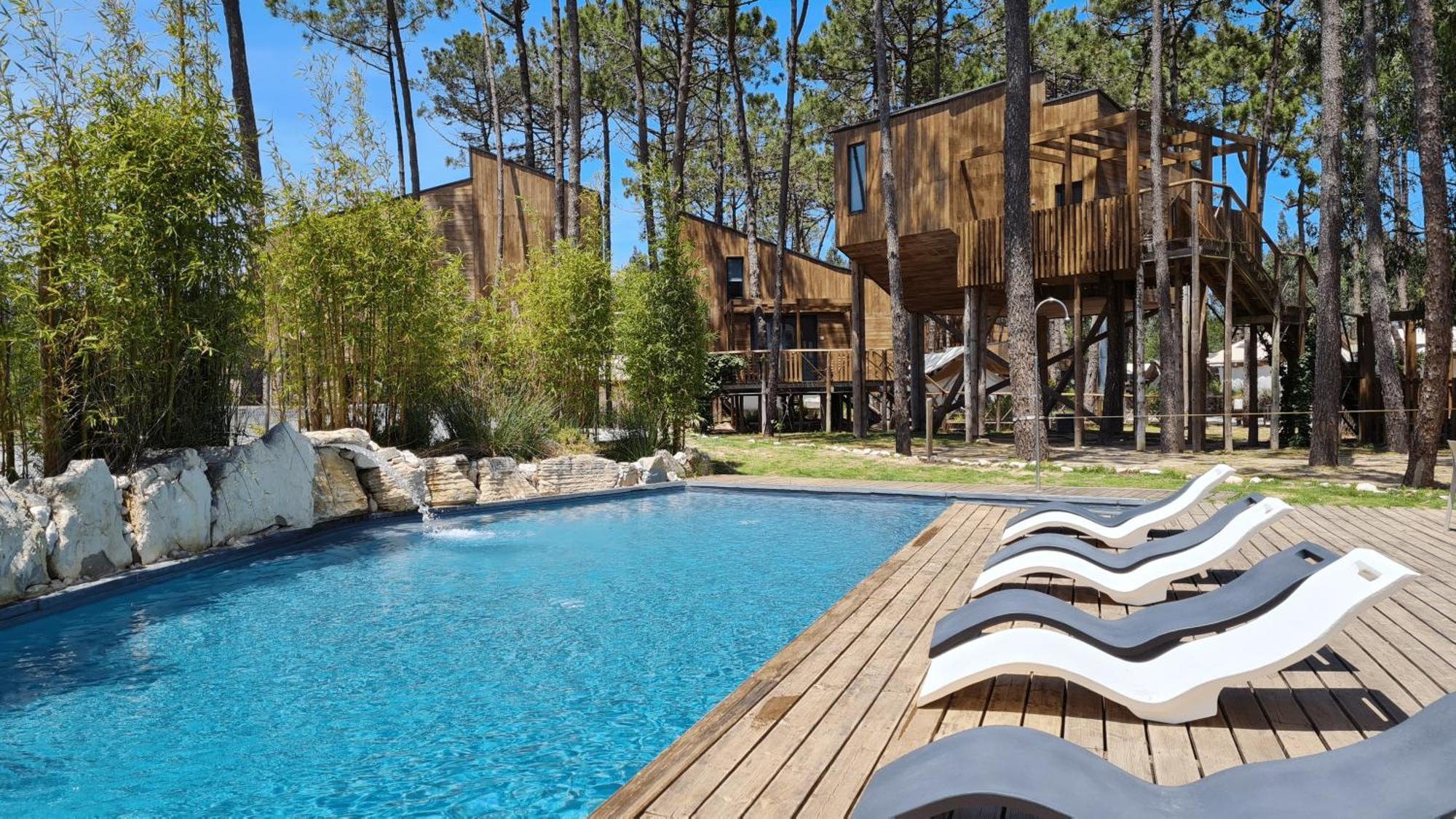 Bukubaki Eco Surf Resort Ferrel  Exterior foto