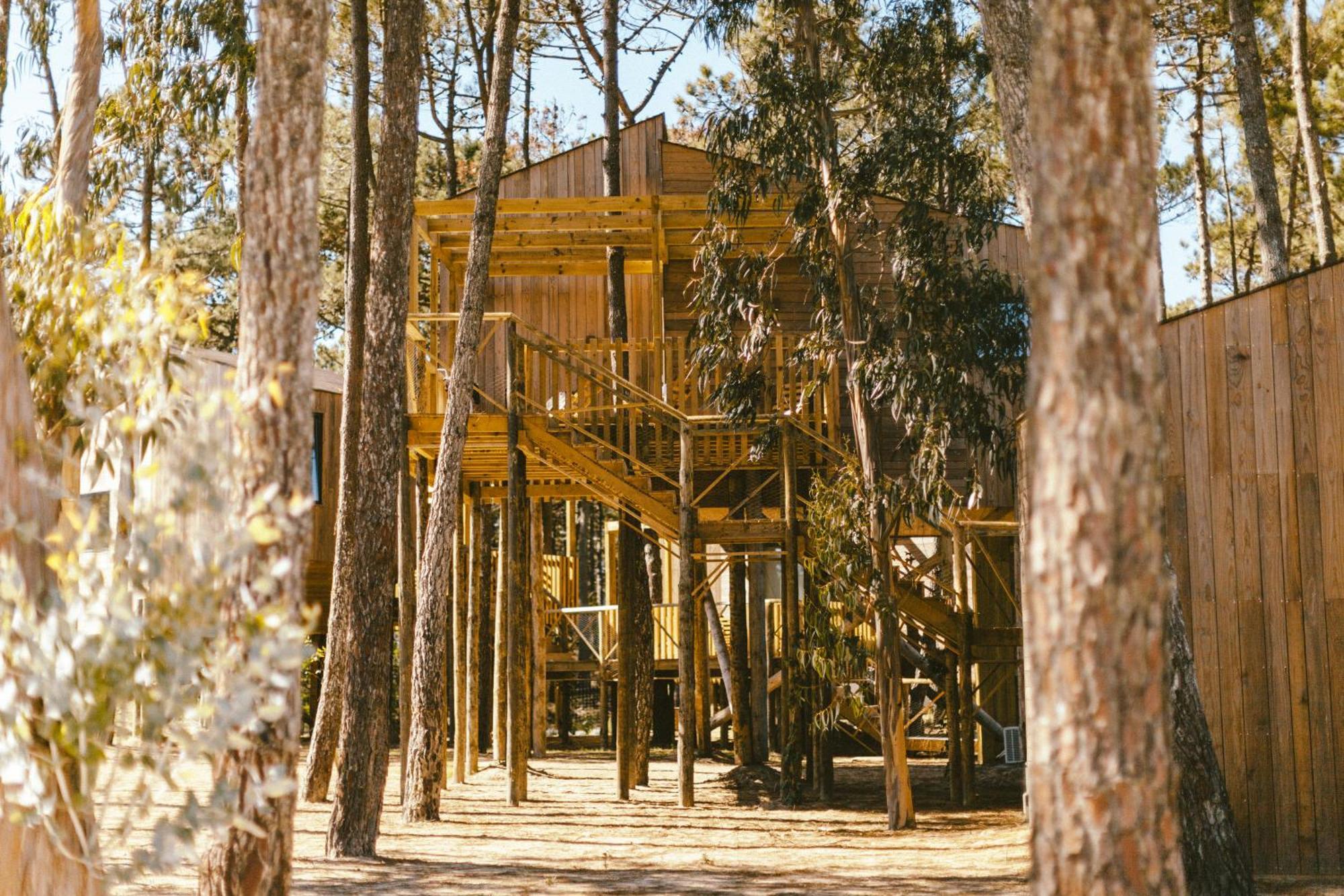 Bukubaki Eco Surf Resort Ferrel  Exterior foto